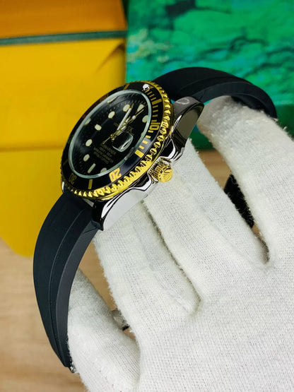 Imported™~High Quality Rubber Belt Black Dial Golden Case 🎁